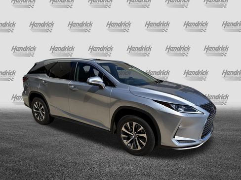 Used 2022 Lexus RX 350L Premium w/ Premium Package AWD/4WD image 2