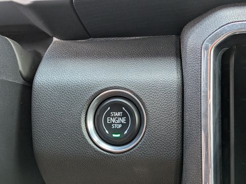 Used 2024 GMC Acadia Elevation FWD image 30