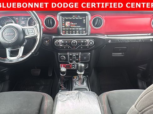 Used 2021 Jeep Wrangler Unlimited Rubicon w/ Xtreme Recon 35" Tire Package image 17