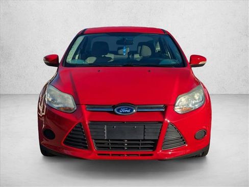 Used 2014 Ford Focus SE image 2