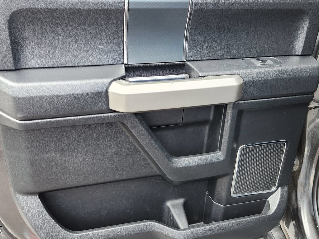 Used 2020 Ford F150 Lariat AWD/4WD image 11