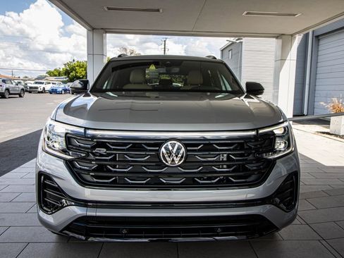 New 2026 Volkswagen Atlas Cross Sport SEL R-Line AWD/4WD image 9