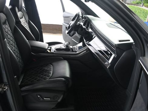 Used 2021 Audi SQ7 Premium Plus AWD/4WD image 31