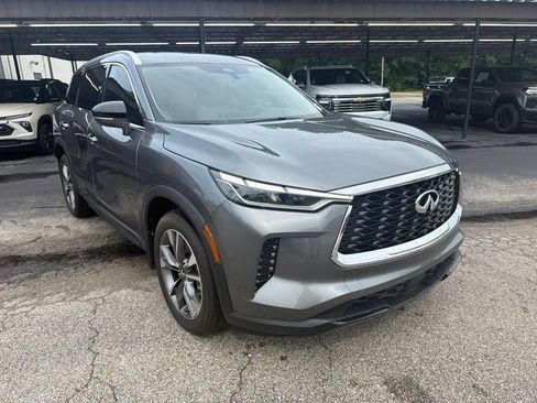 Used 2024 INFINITI QX60 Luxe FWD image 4