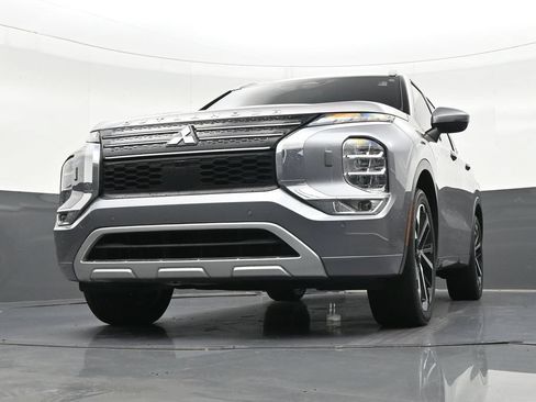Used 2022 Mitsubishi Outlander SEL AWD/4WD image 29