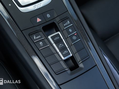Used 2019 Porsche 911 Turbo S AWD/4WD image 29
