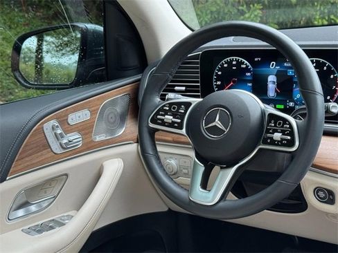 Used 2023 Mercedes-Benz GLE 450 4MATIC image 11