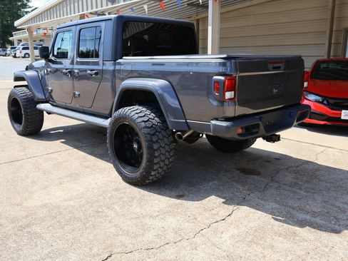 Used 2020 Jeep Gladiator Sport w/ Quick Order Package 24S AWD/4WD image 5