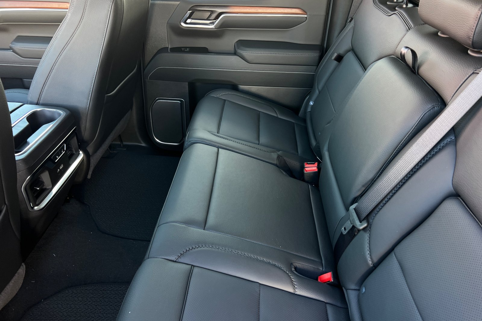 New 2026 GMC Sierra 1500 Denali w/ Denali Reserve Package AWD/4WD image 11