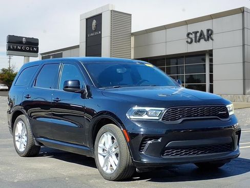 Used 2023 Dodge Durango GT image 1