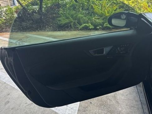 Used 2014 Jaguar F-TYPE Convertible image 8