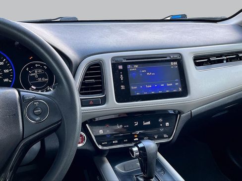 Used 2016 Honda HR-V EX image 7