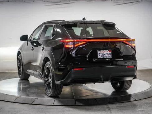 Certified 2025 Toyota bZ4X AWD image 3