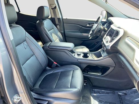 Used 2020 GMC Acadia SLT w/ Trailering Package FWD image 29
