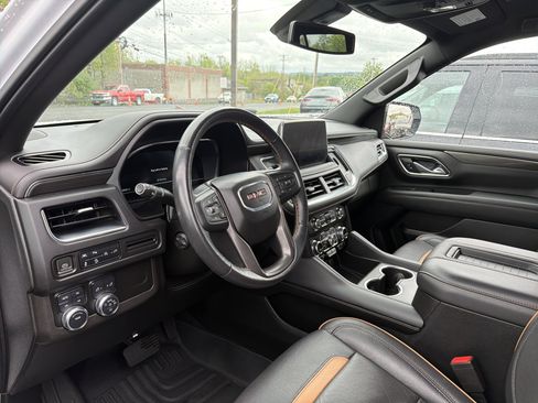 Used 2022 GMC Yukon AT4 AWD/4WD image 8