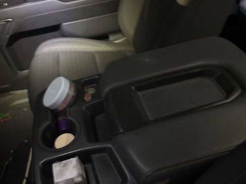 Used 2022 GMC Sierra 1500 SLE image 15