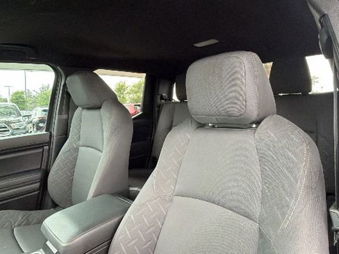 Certified 2024 Toyota Tacoma SR5 AWD/4WD image 21