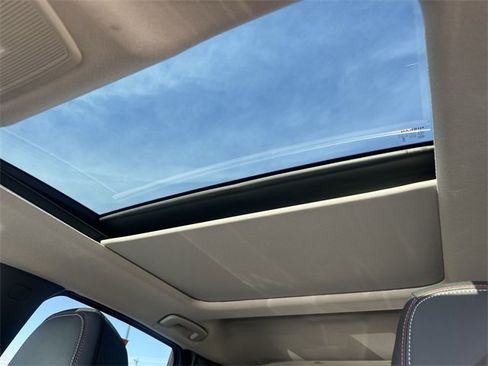 Certified 2025 Nissan Kicks SR w/ SR Premium Package image 15