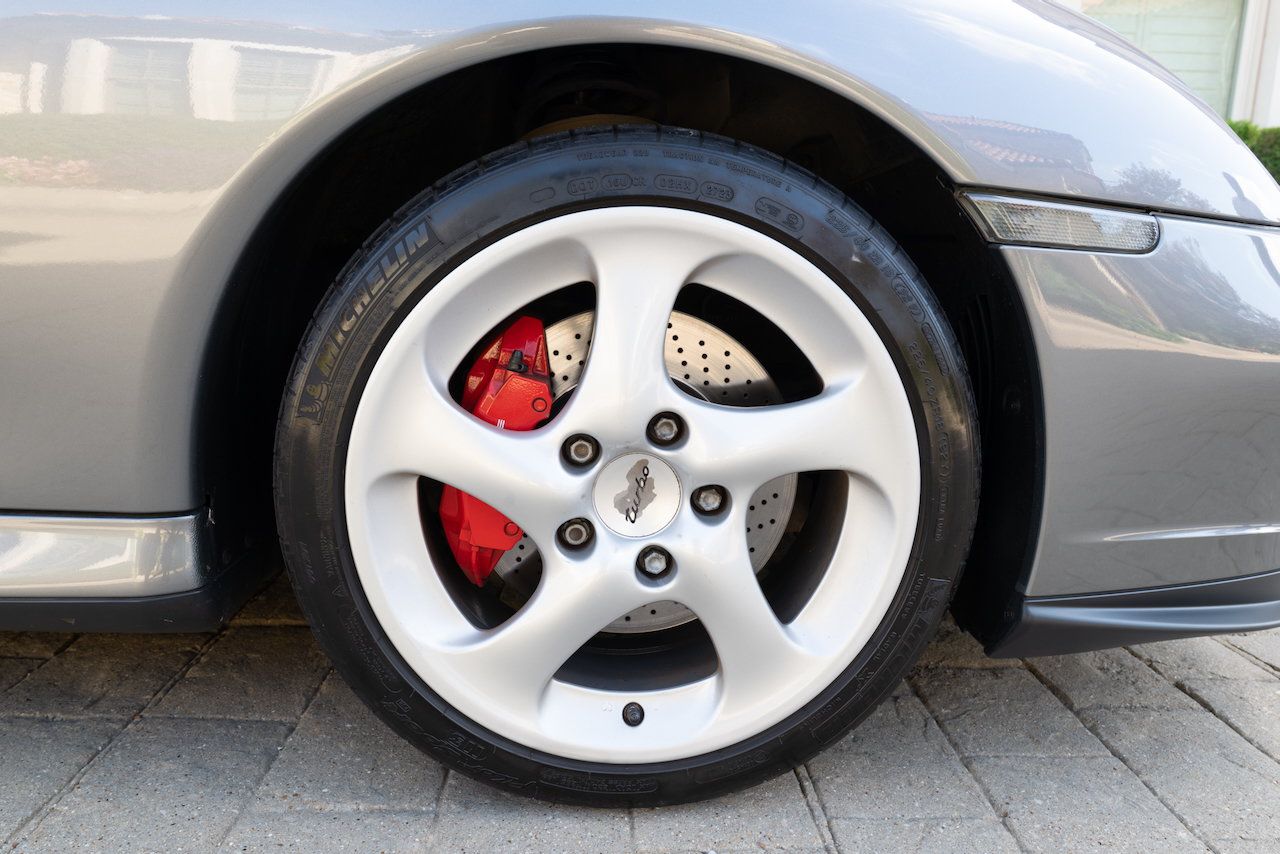 Used 2001 Porsche 911 Turbo AWD/4WD image 27