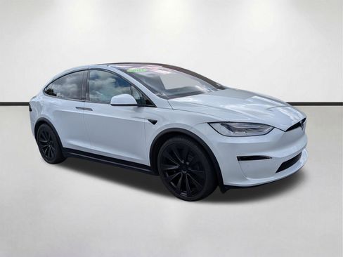 Used 2022 Tesla Model X Plaid AWD/4WD image 2