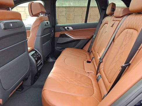 New 2026 BMW X5 xDrive40i w/ M Sport Package image 5