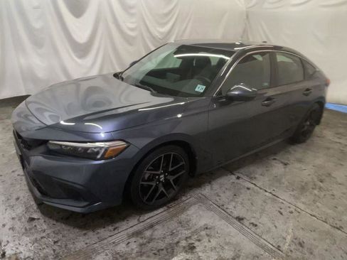 Used 2024 Honda Civic Sport Touring image 4