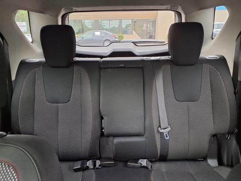 Used 2017 Chevrolet Equinox LT w/ LPO, Protection Package image 17