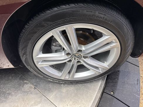 Used 2014 Volkswagen Passat 1.8T SE image 34