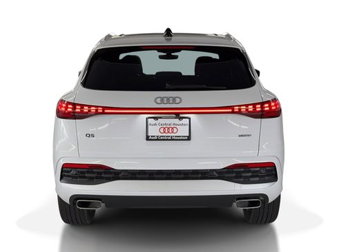 New 2025 Audi Q5 Premium image 10