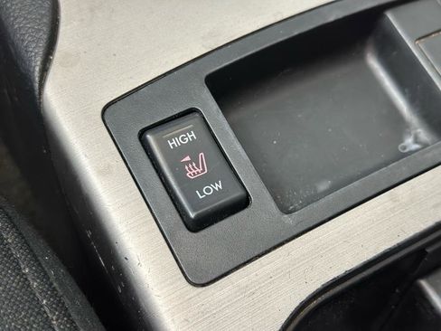 Used 2014 Subaru Legacy 2.5i Premium AWD/4WD image 23