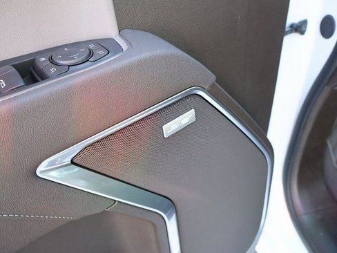 New 2026 GMC Sierra 1500 SLT w/ SLT Premium Package image 23