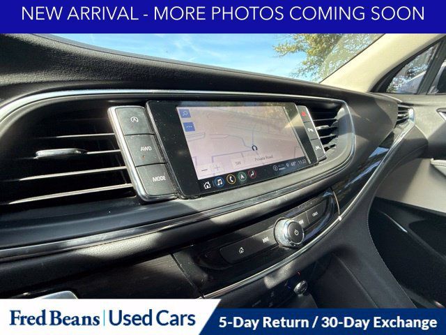 Used 2024 Buick Enclave Essence w/ Experience Buick Package AWD/4WD image 17