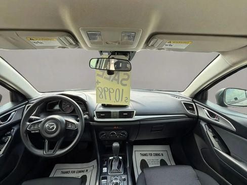 Used 2018 MAZDA MAZDA3 Sport FWD image 12