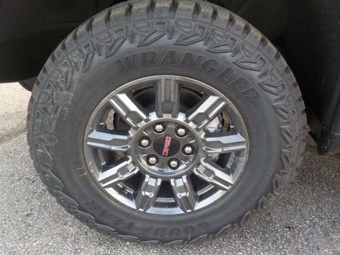 New 2025 GMC Sierra 1500 AT4X image 14