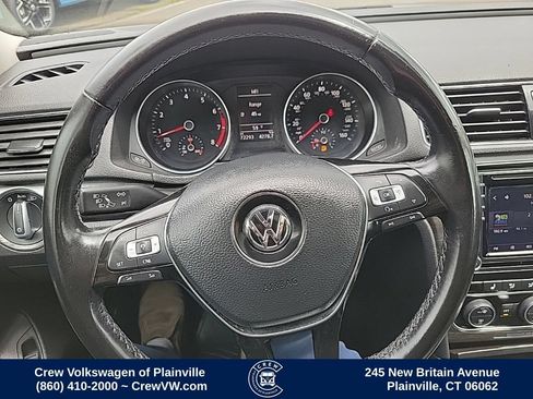 Used 2018 Volkswagen Passat 2.0T SE FWD image 4