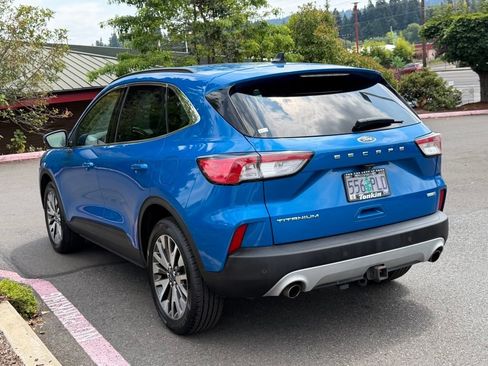 Used 2020 Ford Escape Titanium AWD/4WD image 5