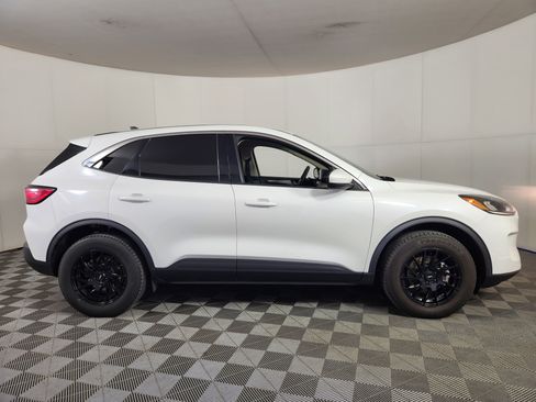 Used 2020 Ford Escape SE AWD/4WD image 8
