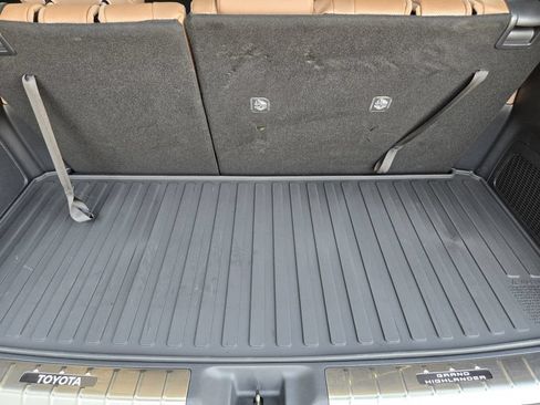 Certified 2026 Toyota Grand Highlander AWD image 27
