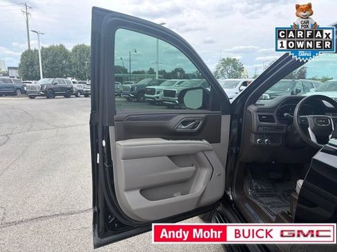 Used 2022 GMC Yukon SLT w/ SLT Premium Package AWD/4WD image 24