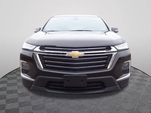Used 2023 Chevrolet Traverse LT image 5