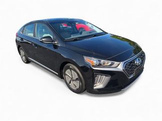 Used 2022 Hyundai Ioniq SE image 1