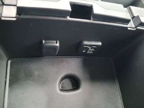 Used 2015 GMC Sierra 1500 SLE w/ SLE Value Package image 24