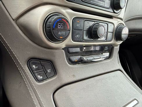 Used 2015 GMC Yukon Denali AWD/4WD image 16