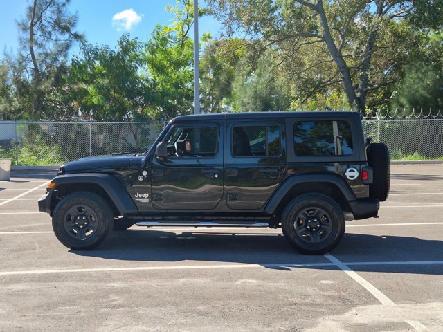 Used 2018 Jeep Wrangler Unlimited Sport AWD/4WD image 8
