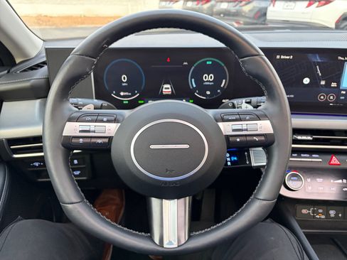Used 2025 Hyundai Sonata Limited FWD image 20
