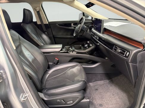 Used 2022 Lincoln Nautilus Reserve FWD image 12