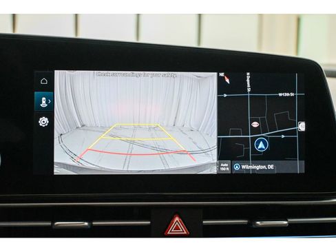 Used 2024 Hyundai Elantra Blue FWD image 46