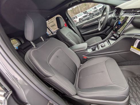 New 2026 Jeep Grand Cherokee Laredo X AWD/4WD image 28