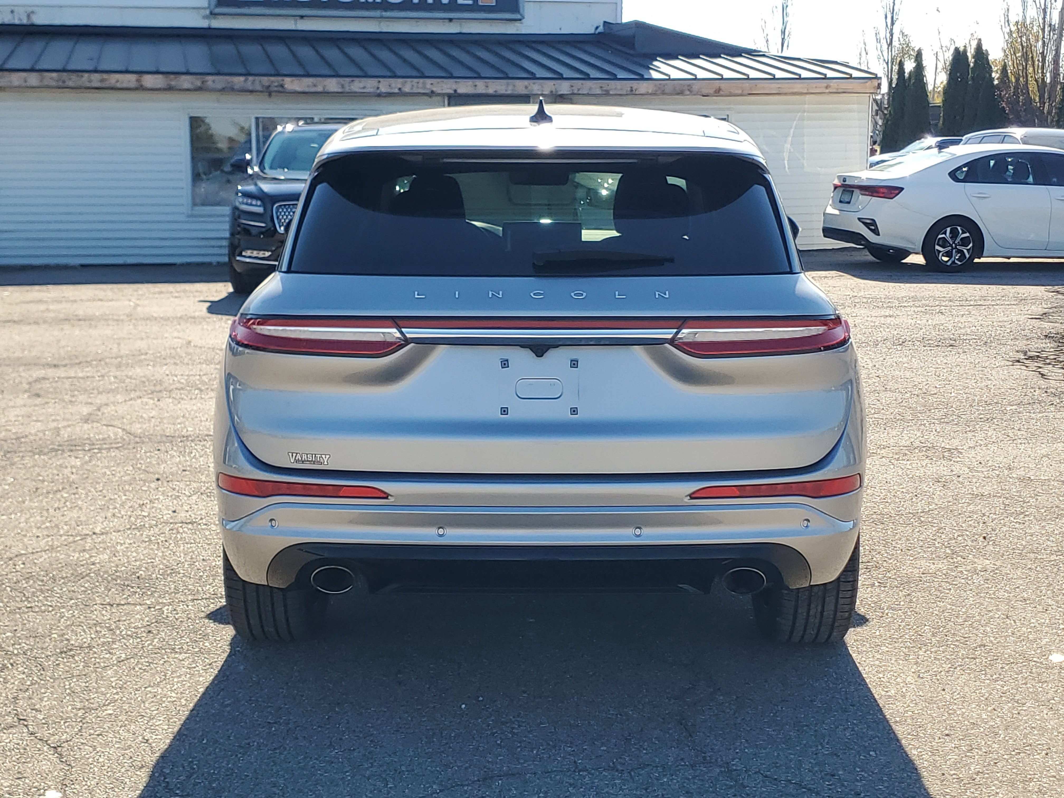 Used 2024 Lincoln Corsair AWD w/ Equipment Group 101A image 5