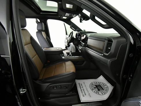 Used 2024 Chevrolet Silverado 2500 High Country w/ Technology Package image 23